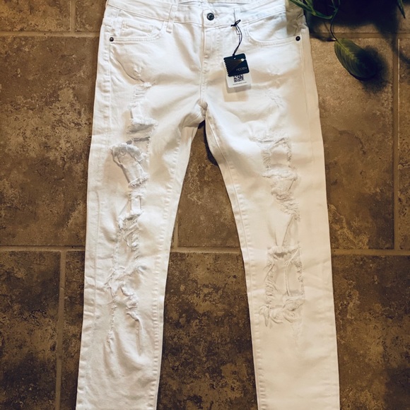 Host Pick 🌟 White Distressed Hidden Jeans - Picture 11 of 16